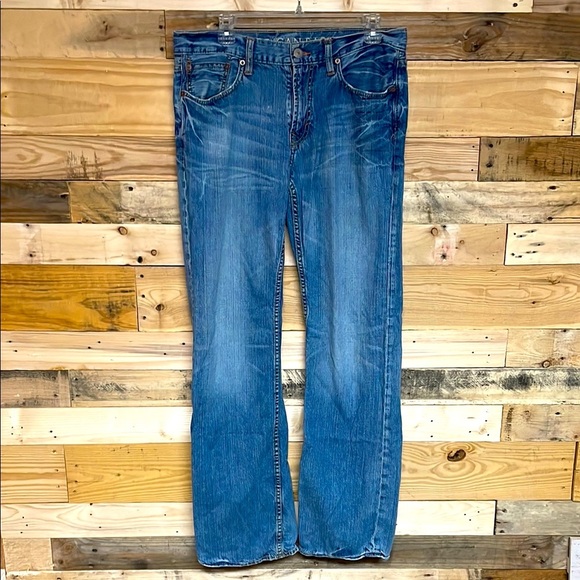 American Eagle Outfitters size 32X34 Low-rise Boot Medium Wash Soft Denim Jeans - Picture 1 of 12